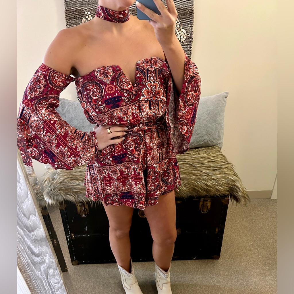 Red Printed Off The Shoulder Romper, Size S Nwt